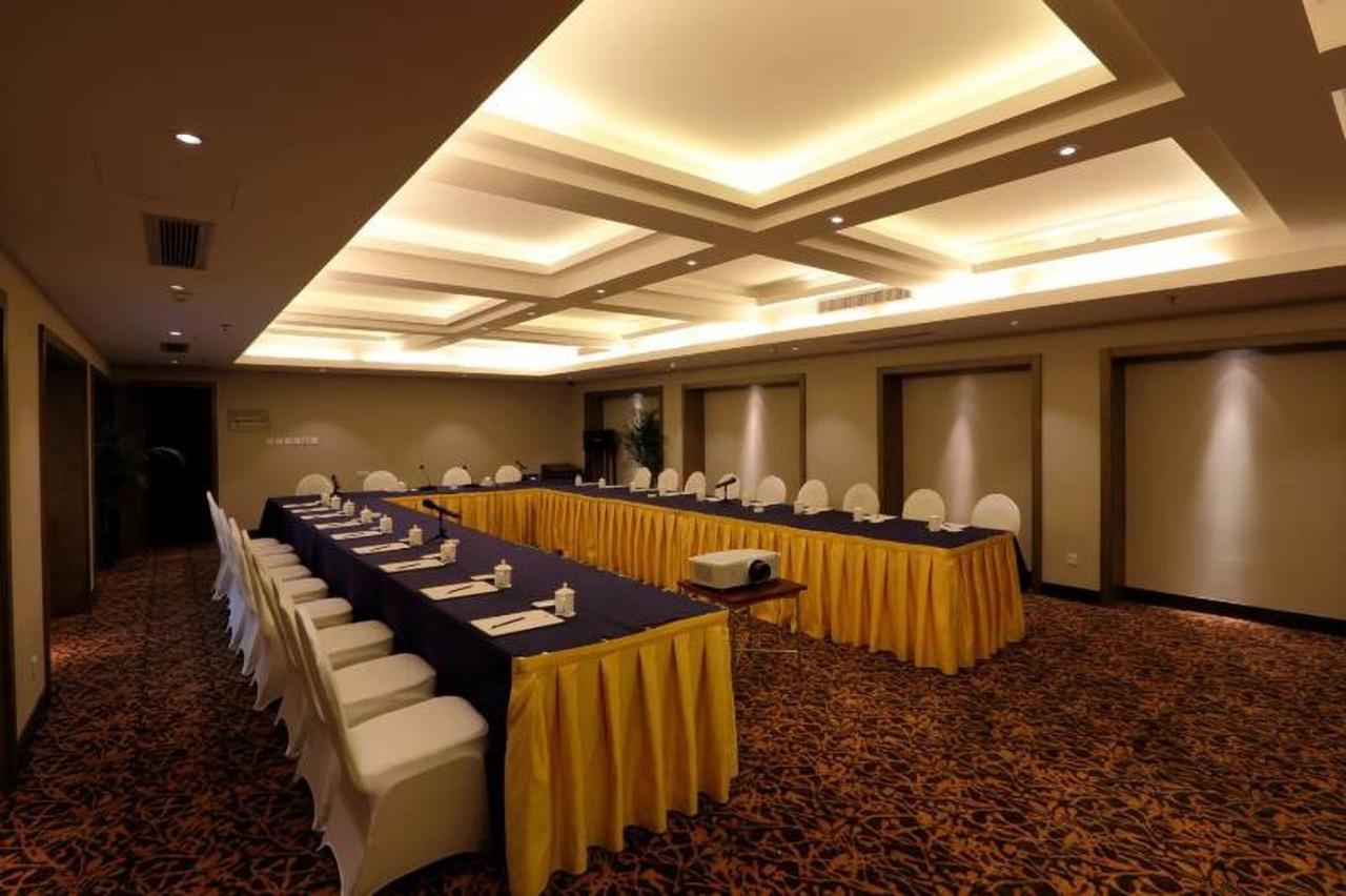 Taizhou Garden Hotel Exterior photo